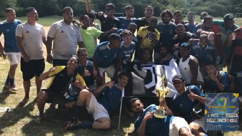 undefined - Juventus Comemorando o título 