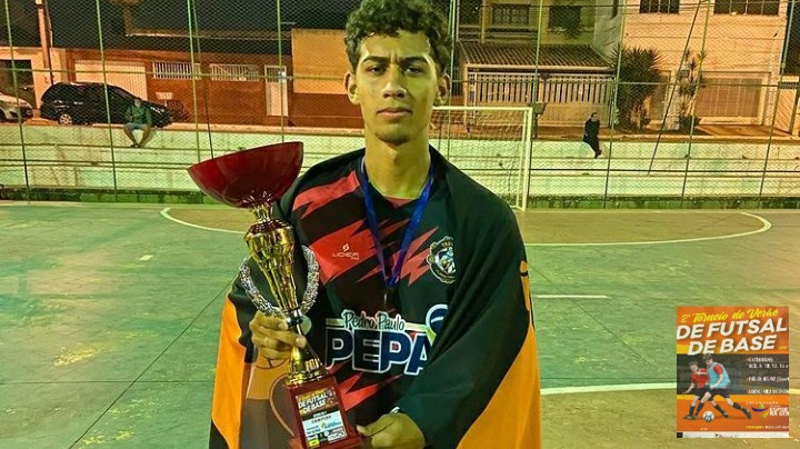 undefined - CAMPEÃO DO SUB. 17.