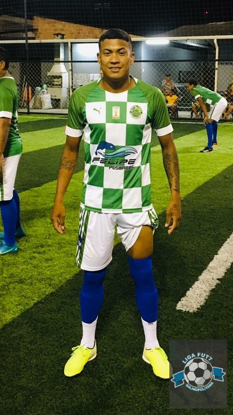 undefined - Mancha verde Rai Pinheiro 