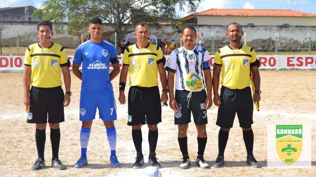 undefined - Equipe de arbitragem e Capitães