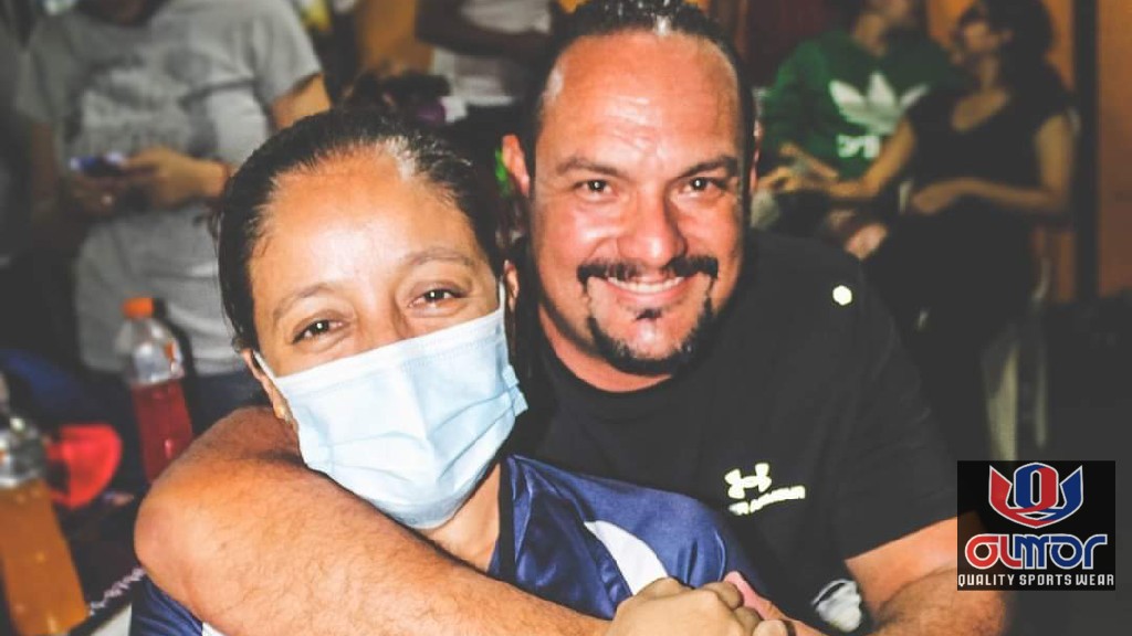 undefined - RAUL Y EVELINA DISFRUTANDO DEL TORNEO