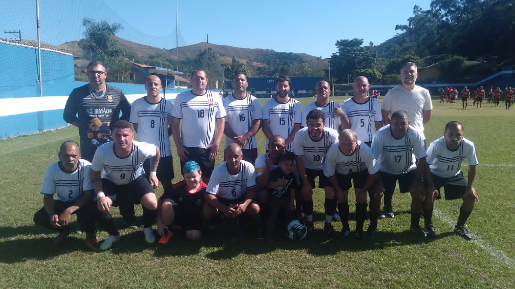 undefined - Elenco do São Cristóvão: Em pé - ( André, Eduardo Rallha, Guilherme, Digo Coelho, Italo, Luis, Dudu ). Agachado - ( Zé Geraldo, Rodrigo, Gustavo, Queli, Ivan, Tião, Tula, Leozinho ). Goleiro Yan ausente na foto.