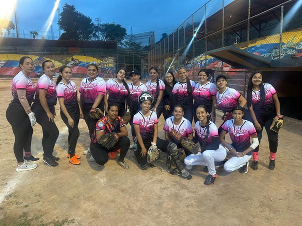 undefined - Equipo Tigras