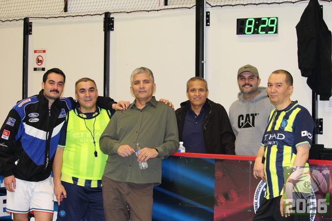 مسابقات فوتسال جام رمضان ۲۰۲۶  - از راست به چپ آقایان محسن افتخاری ، سید سجاد اقبال، سید نسیم حسینی ، ستار زیرک، حاجی اصغر هزاره و سید حجت اقبال 