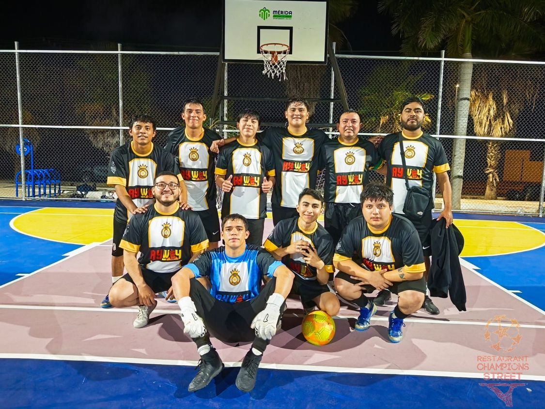 undefined - Real Estrella