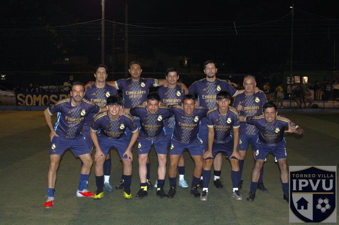 VILLA IPVU - REAL MADRID 2 TITULOS DE ORO Y 1 DE PLATA