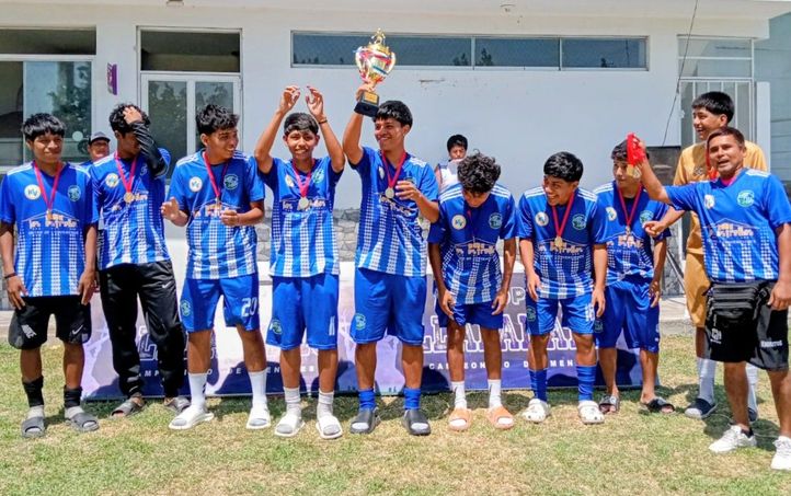 undefined - Estrellas K&V  - Campeón 