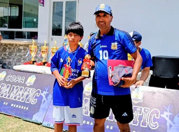 undefined - Mejor Jugador y Mejor Entrenador - Potrillos de Supe