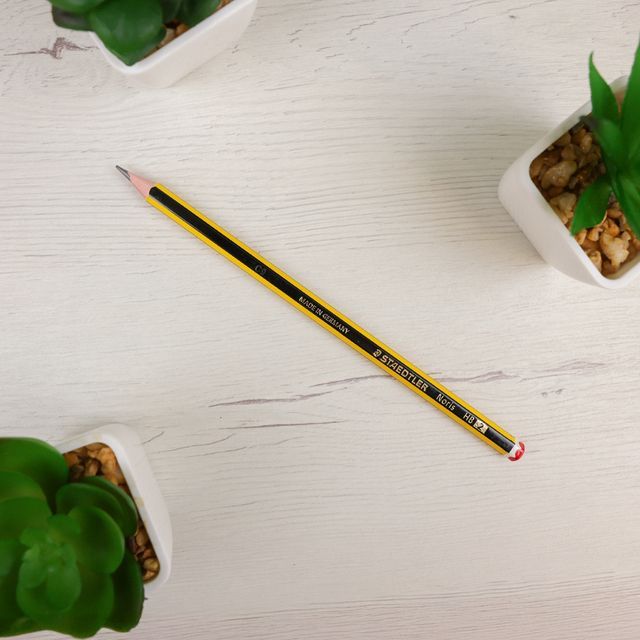 Lápiz Staedtler HB