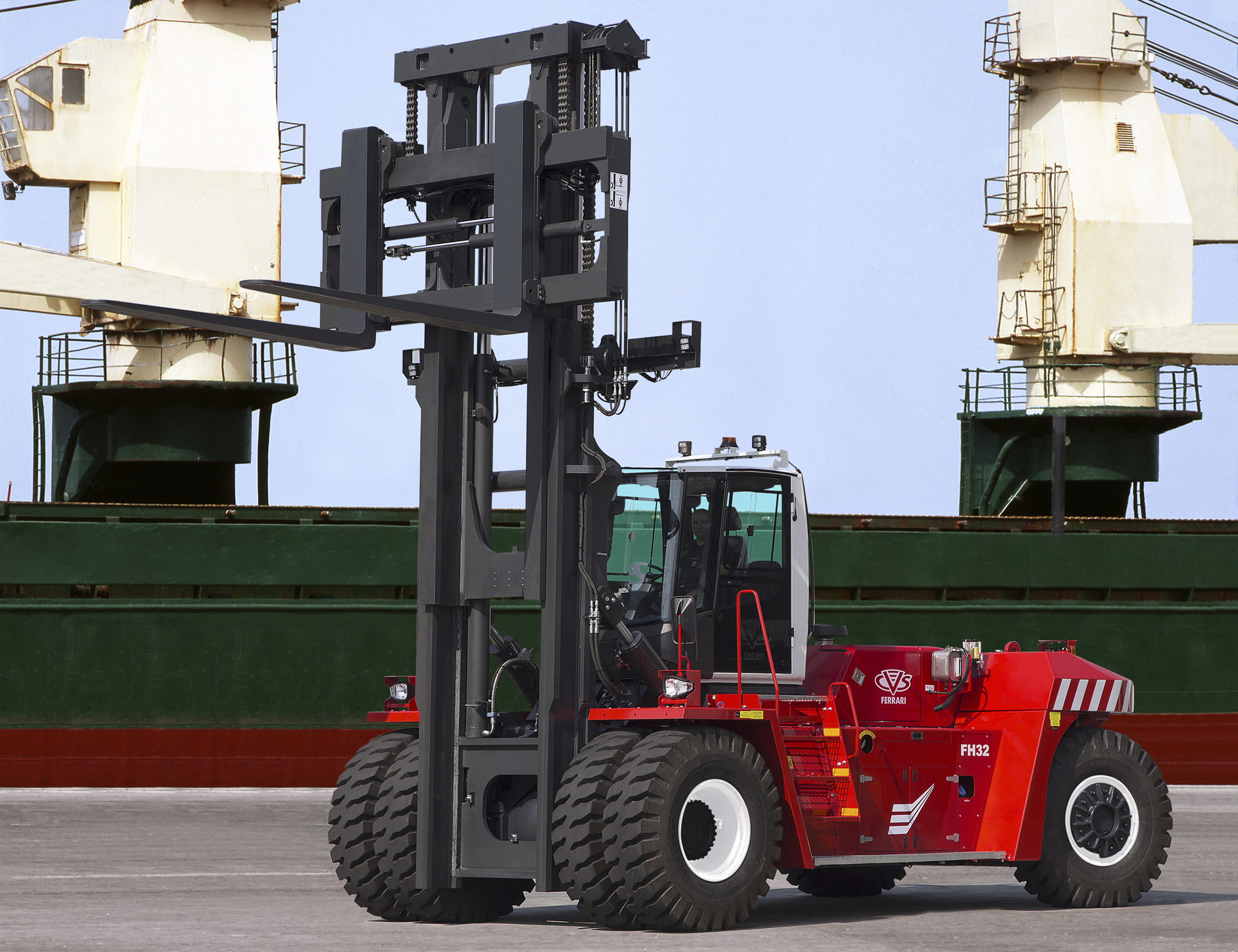 Stivuitor Heavy Duty CVS Ferrari FH25-33