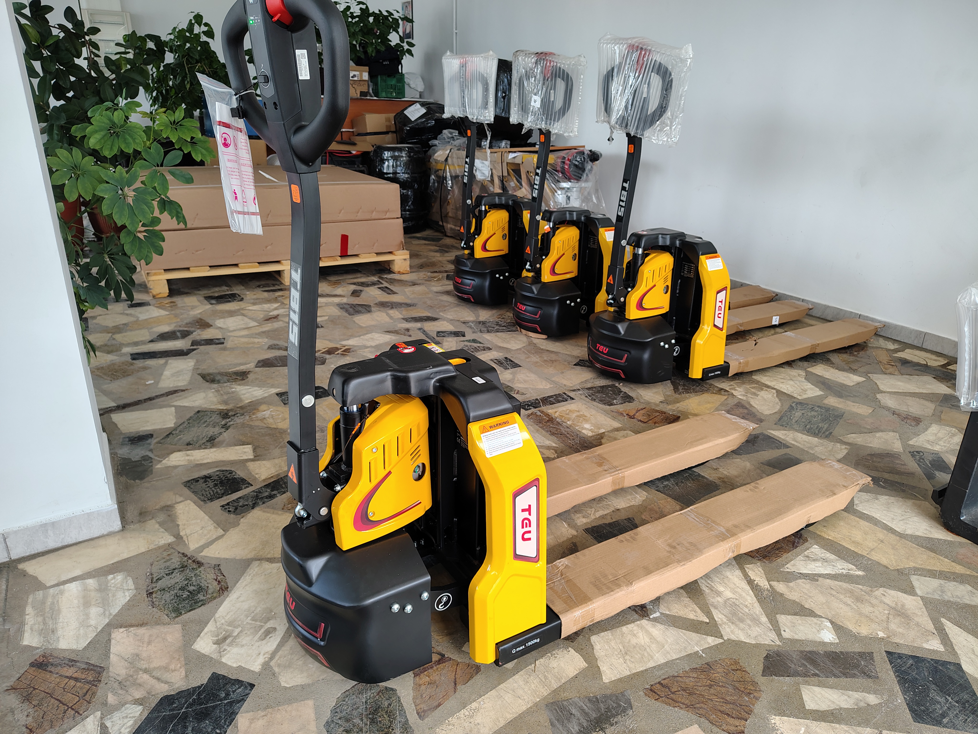 Transpalet Electric TEU TB15