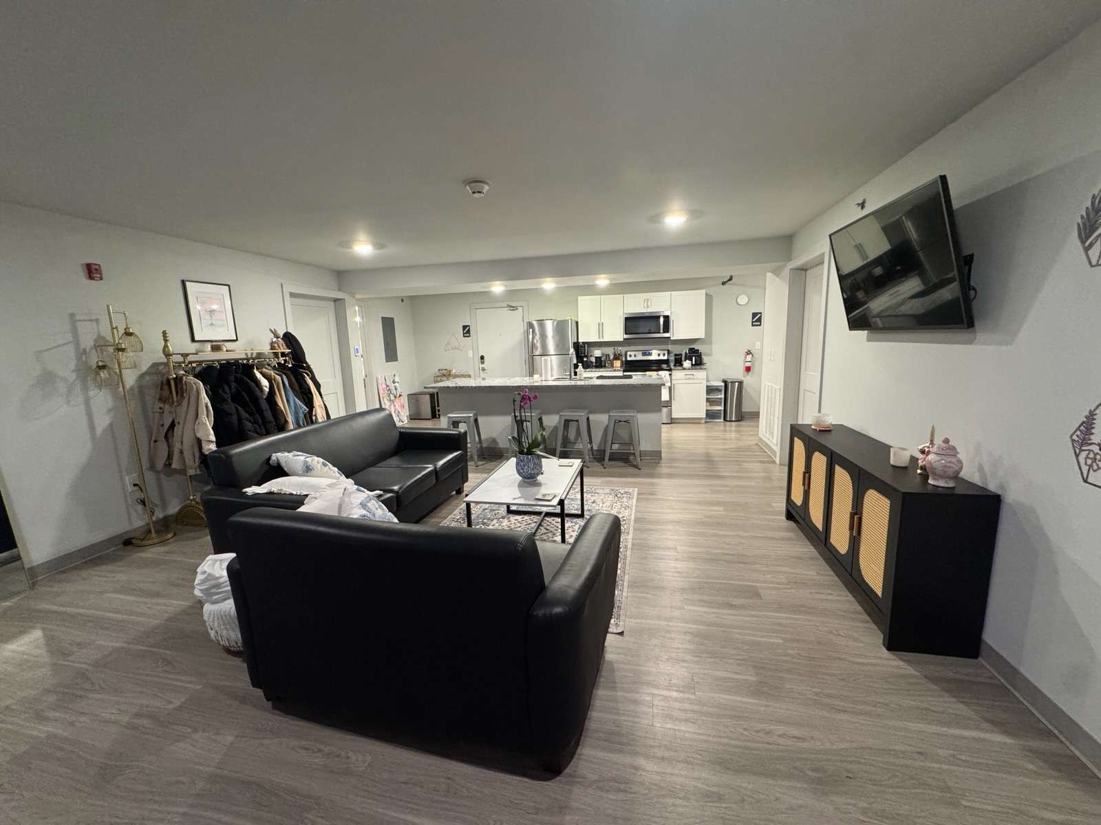 apt at 210 Linden Avenue, Ithaca, NY 14850, USA