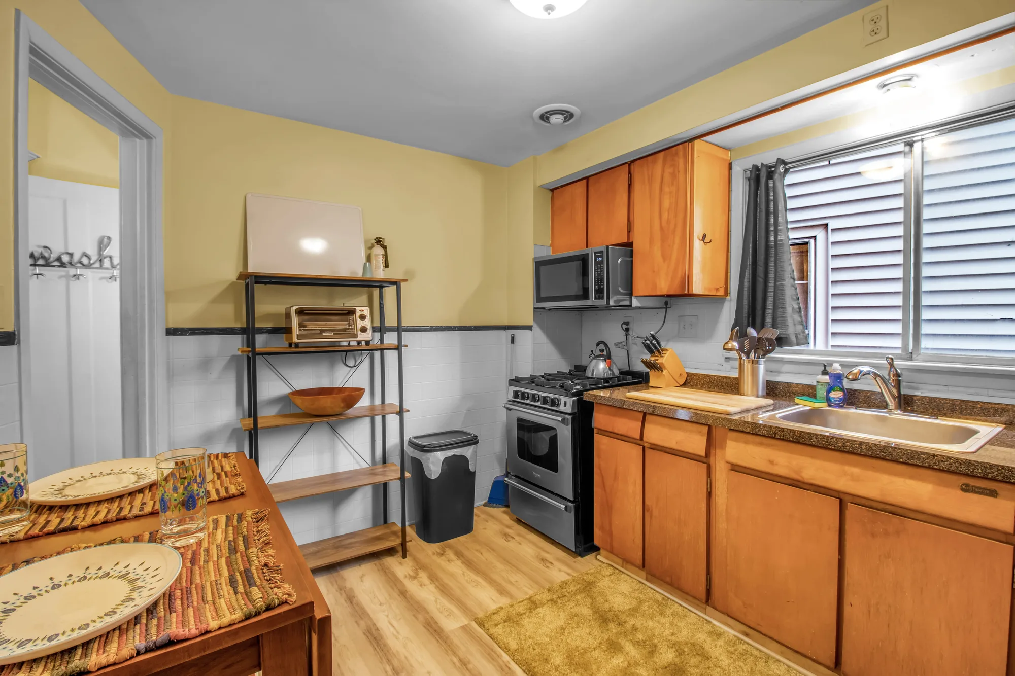 6 Glendale Pl (Unit 1), photo 5 of 13