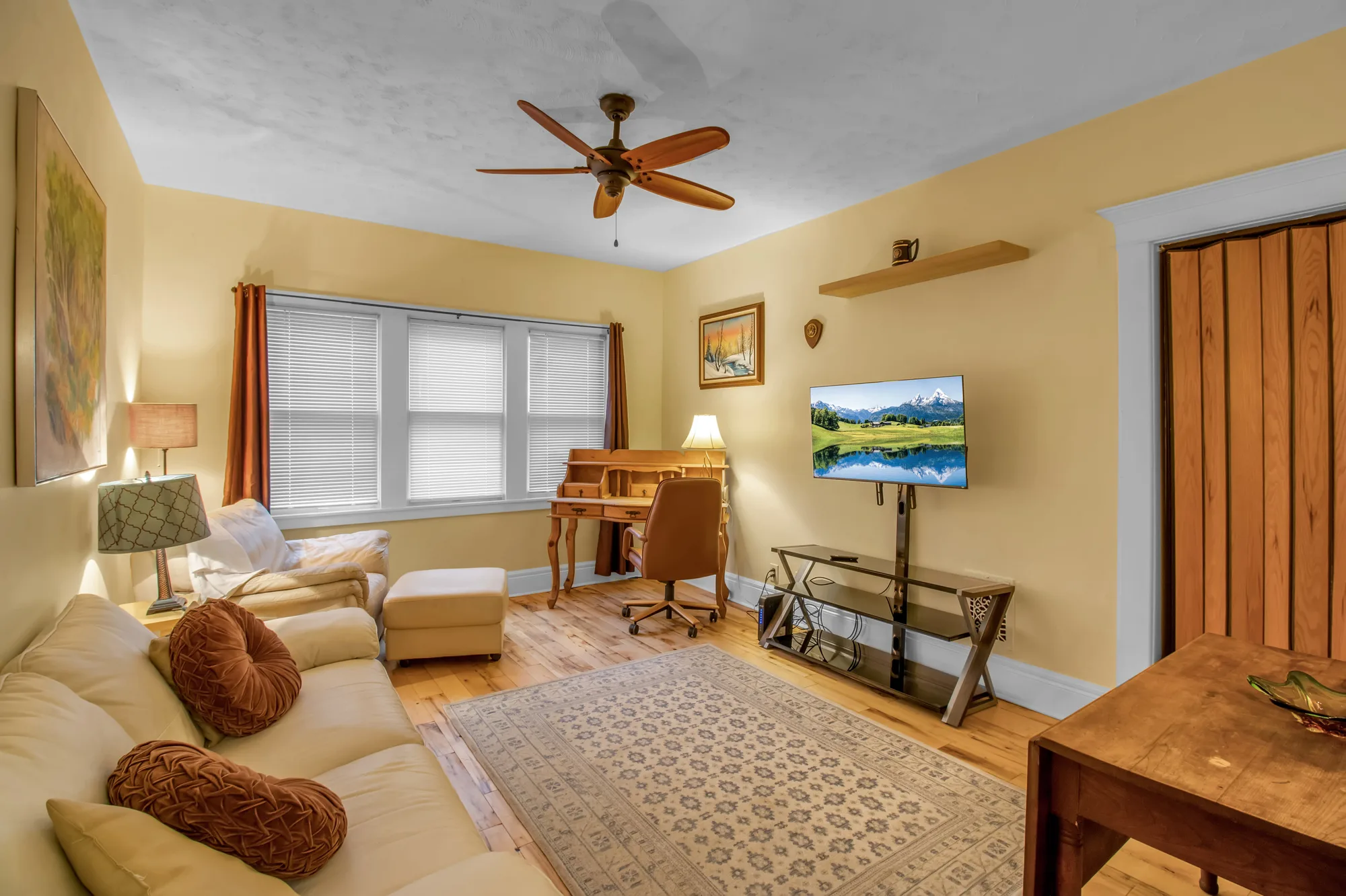 6 Glendale Pl (Unit 1), photo 9 of 13