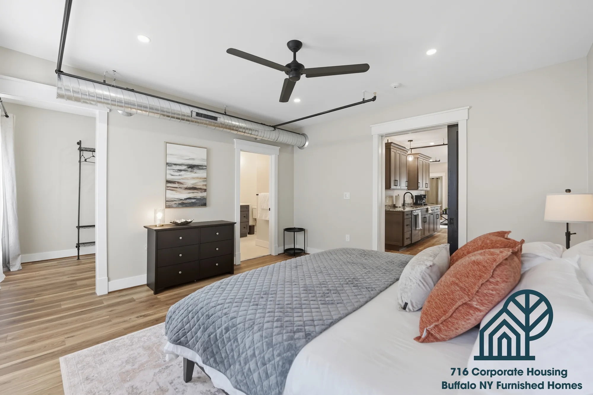 367 Connecticut St (Unit 2), photo 4 of 19