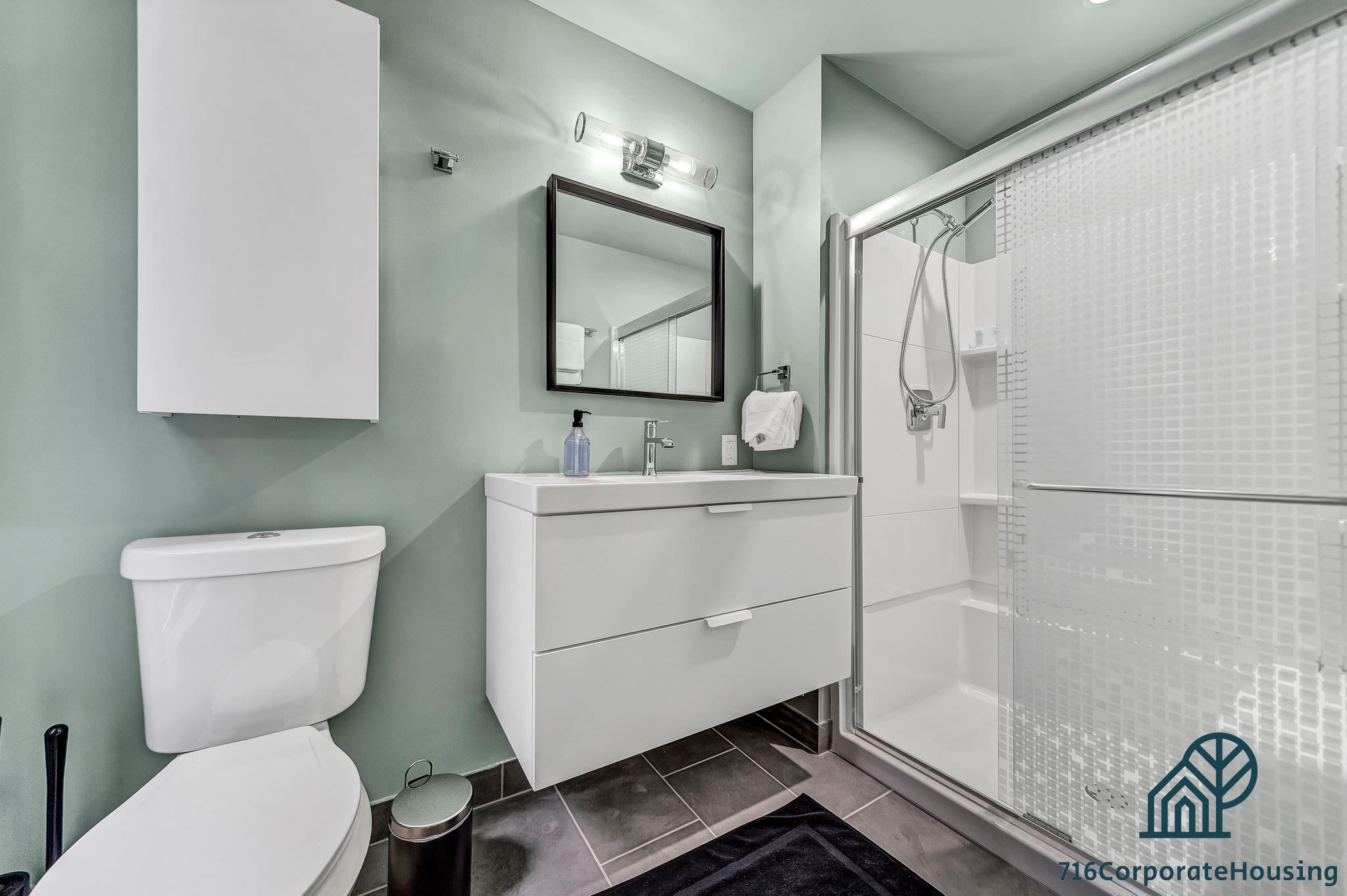 44 E Utica (2B), photo 11 of 21