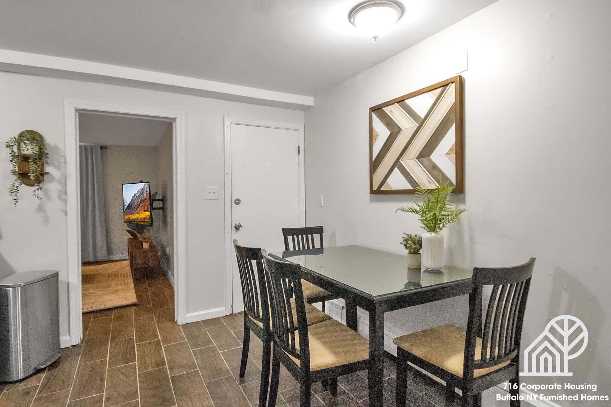 1540 Abbott (Unit 1), photo 4 of 17