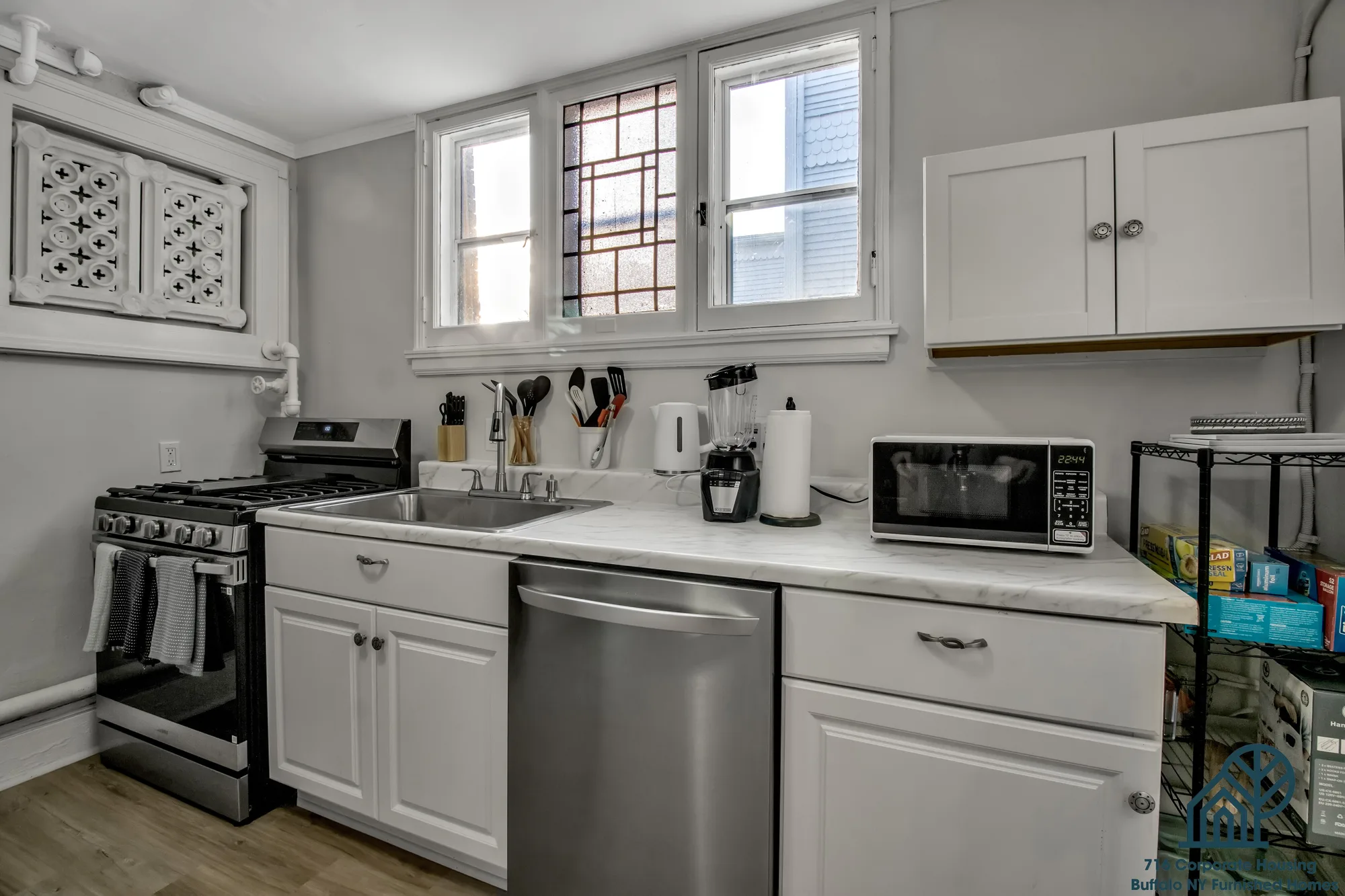664 Auburn (Unit 2), photo 12 of 12