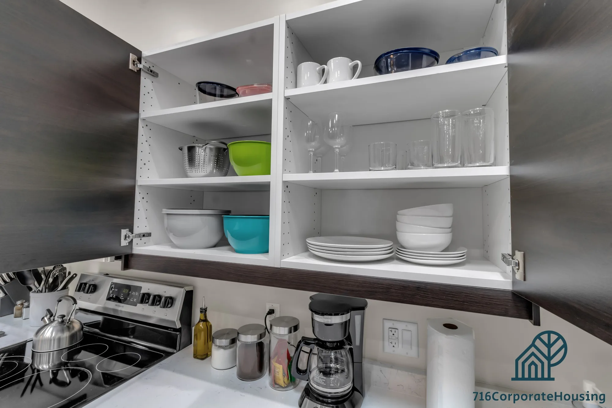 44 E Utica (3B), photo 11 of 26