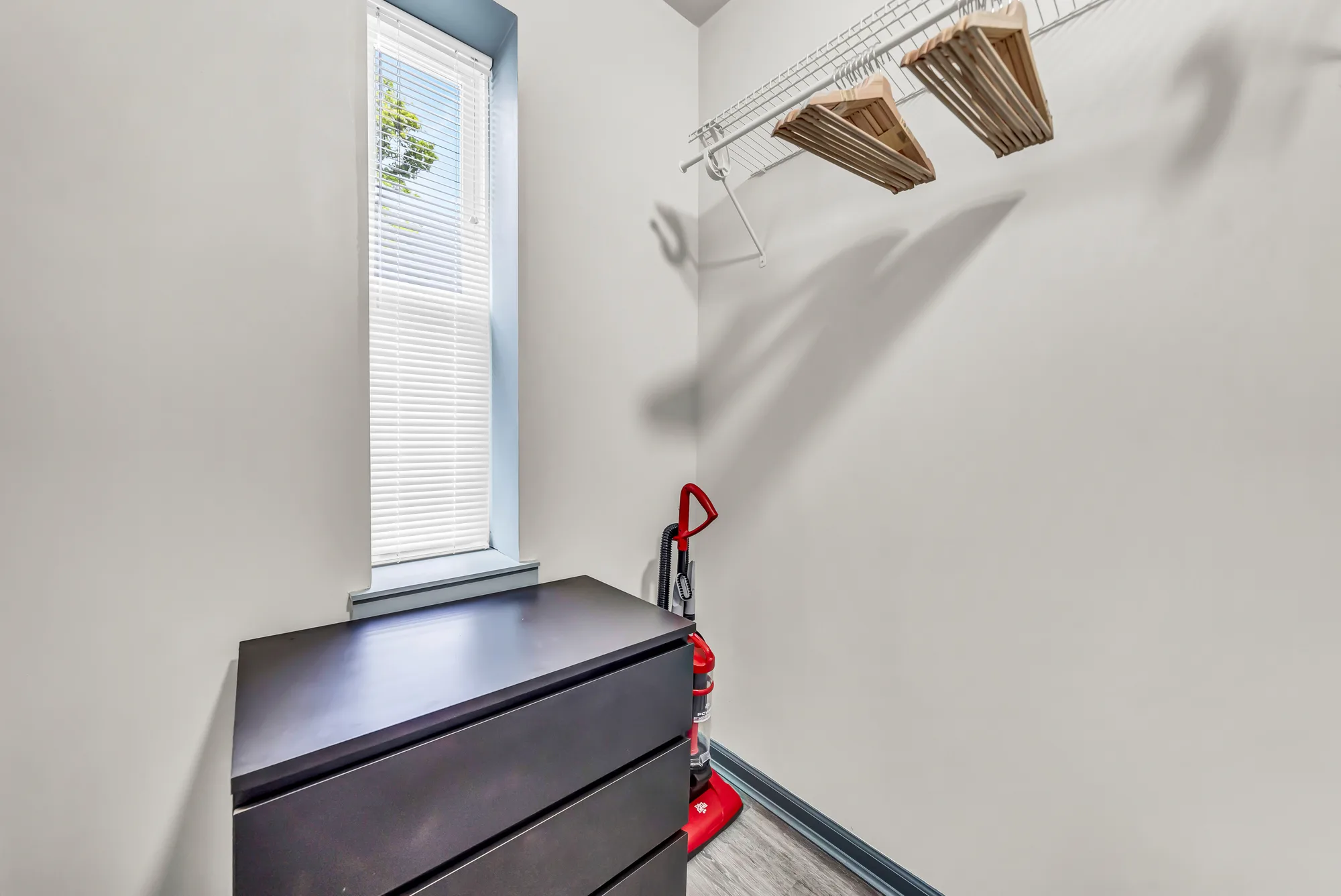 44 E Utica (2C), photo 9 of 19