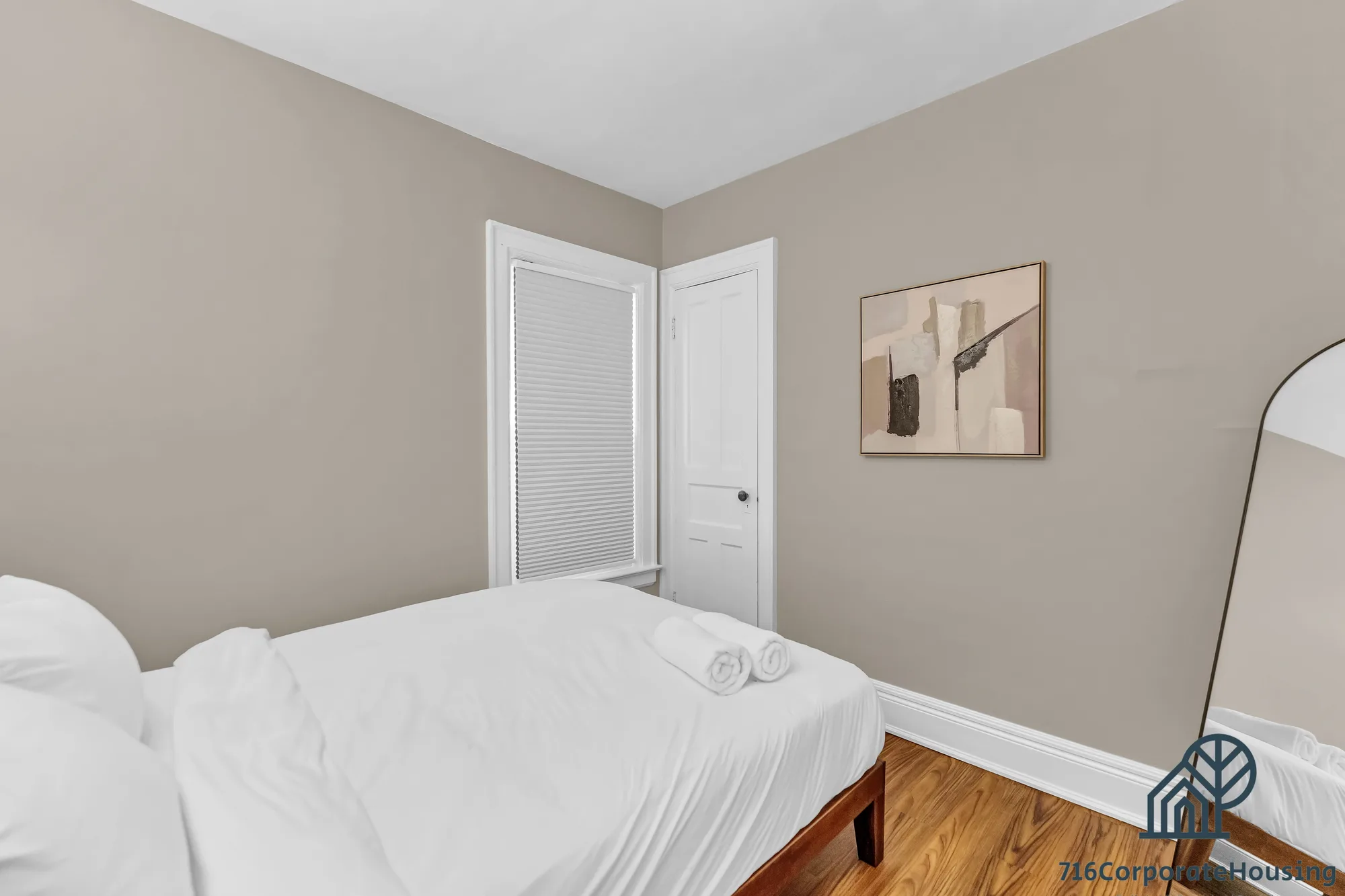 1560 Delaware Ave (Lower), photo 9 of 15