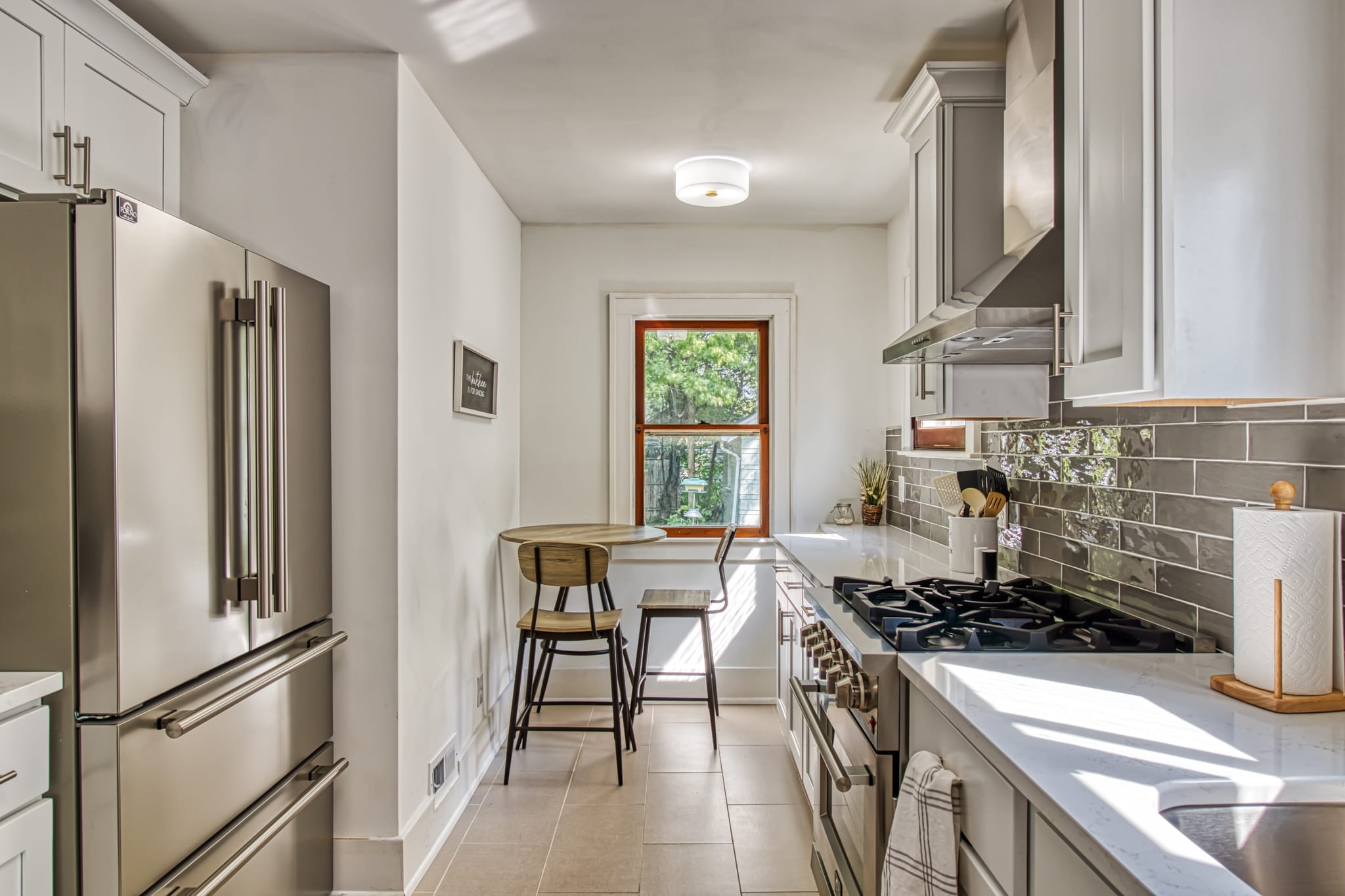 237 W Girard Blvd (Single family), photo 8 of 18