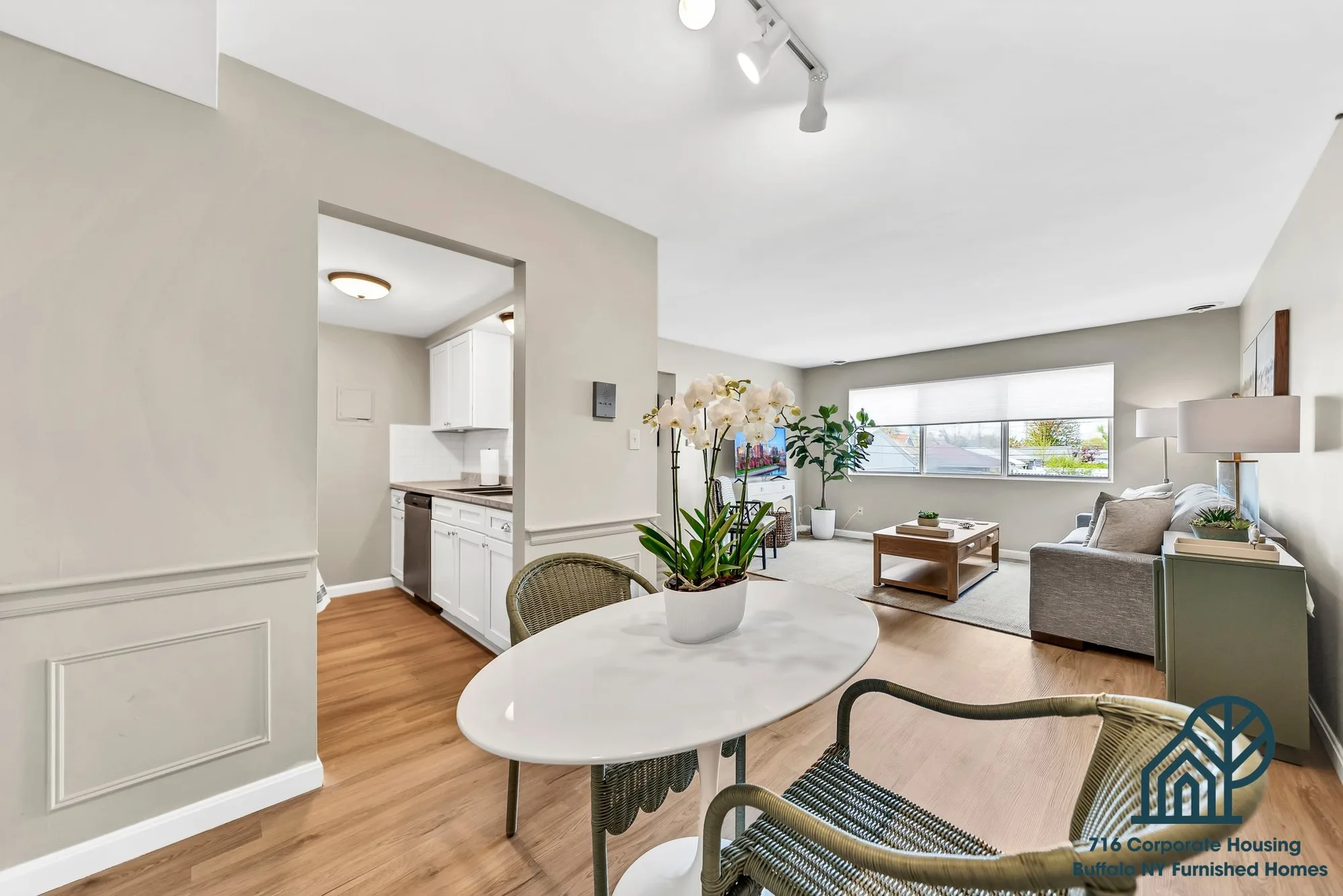 2660 Elmwood Ave (Unit 6), photo 2 of 13