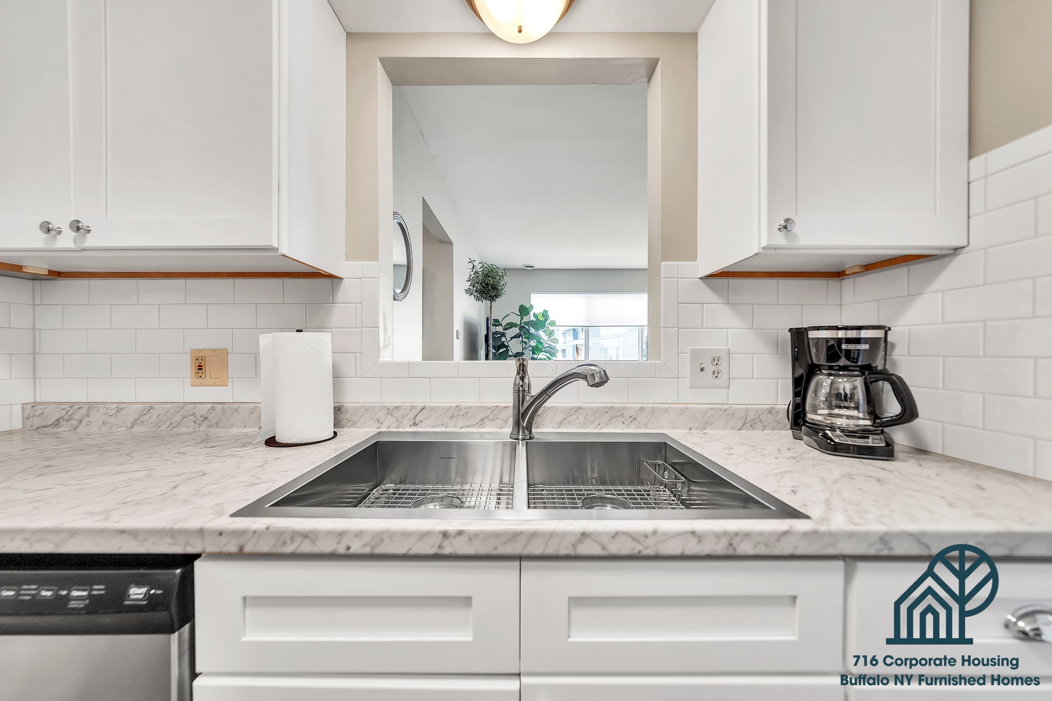 2660 Elmwood Ave (Unit 6), photo 6 of 13