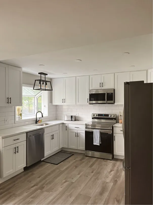 Williamsville 3 Bed 3 Bath House with Sauna, photo 9 of 11
