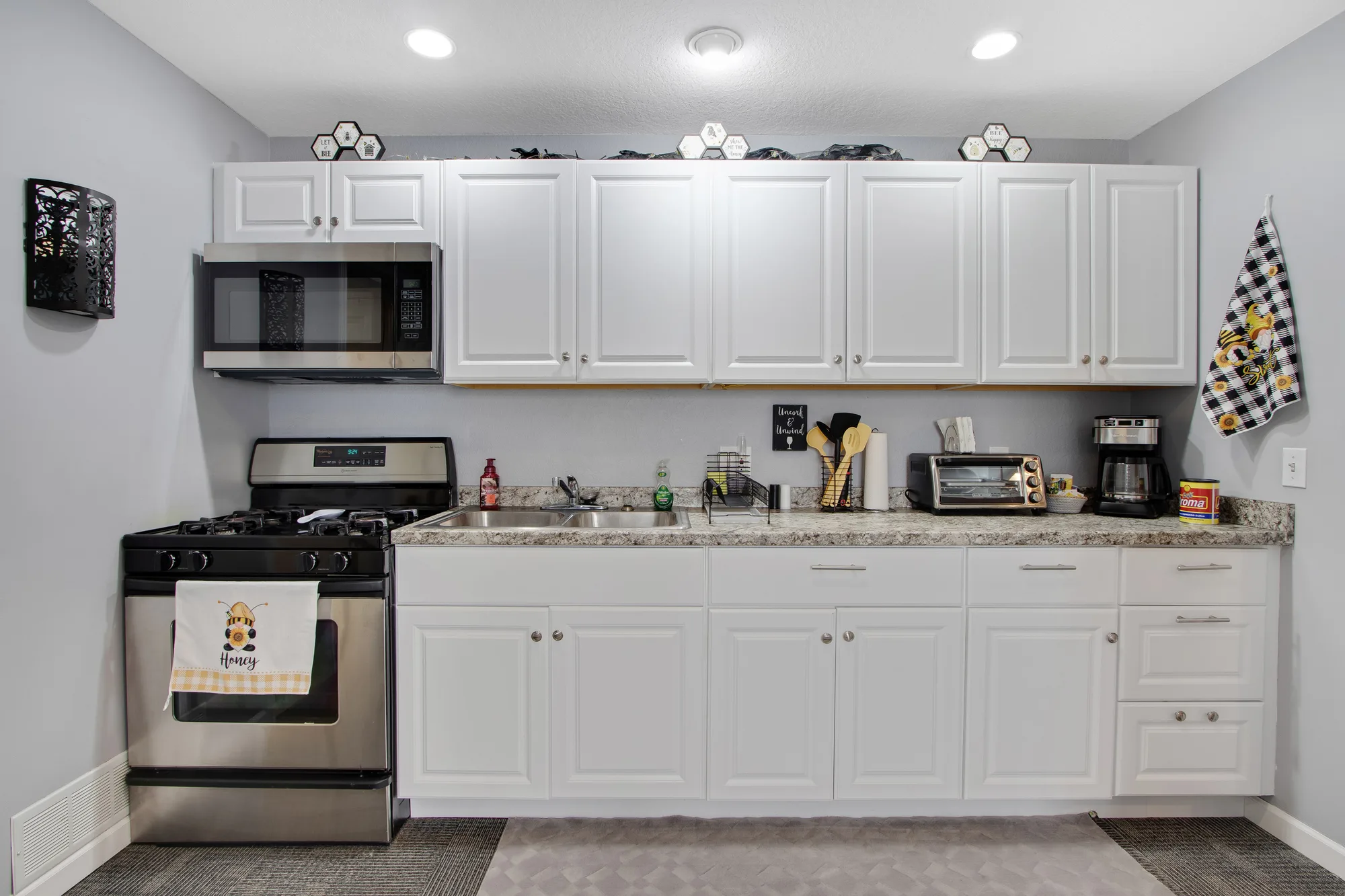 3786 Broadway St (Unit 2), photo 11 of 21