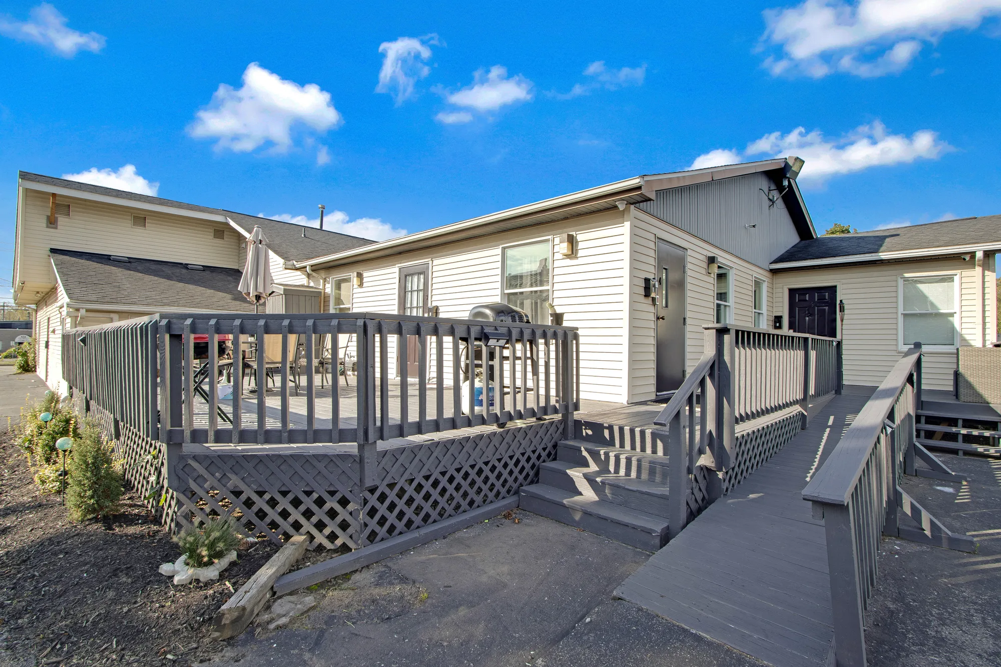3786 Broadway St (Unit 2), photo 10 of 21