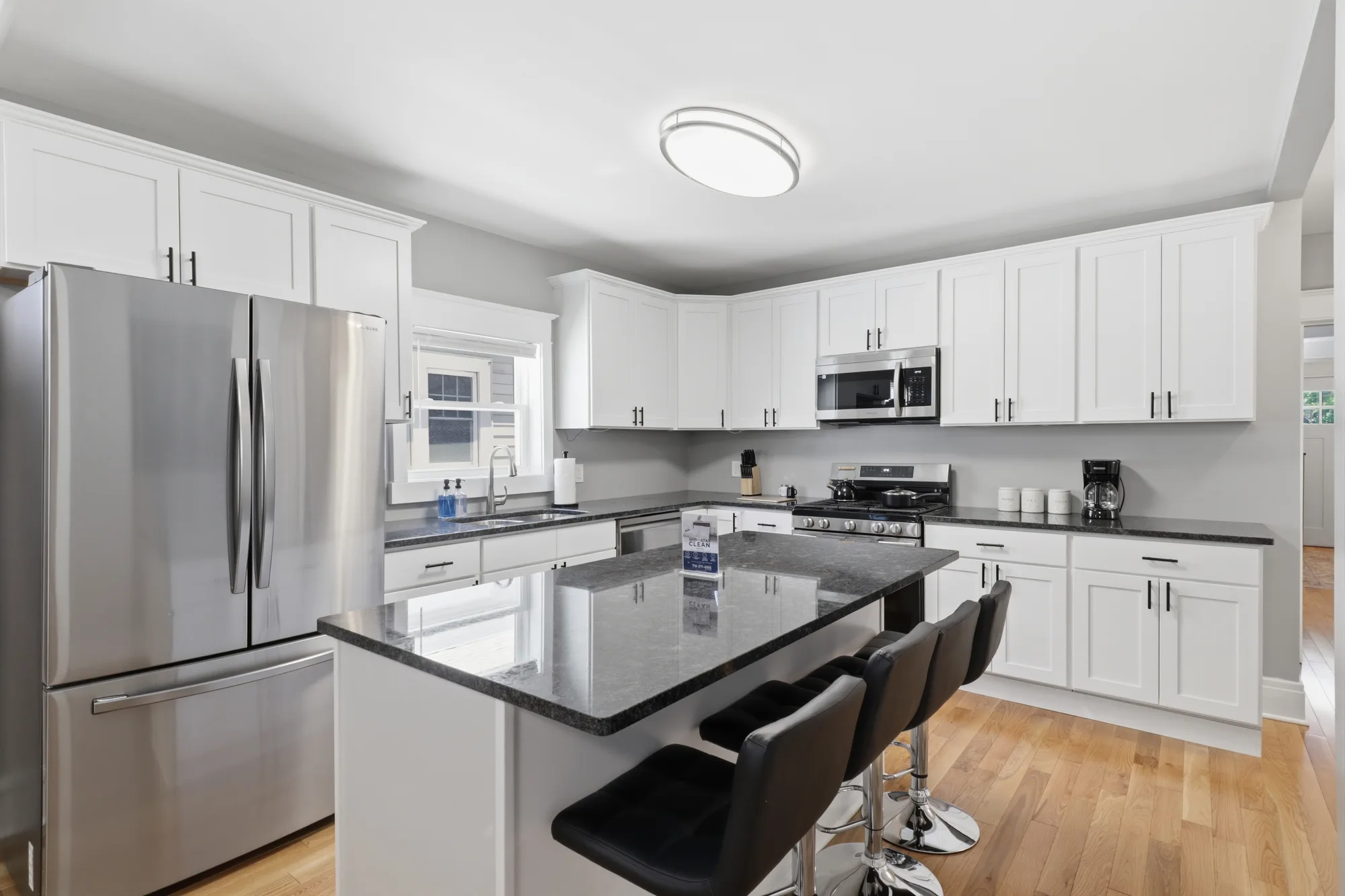23 Norwalk Ave, photo 8 of 34