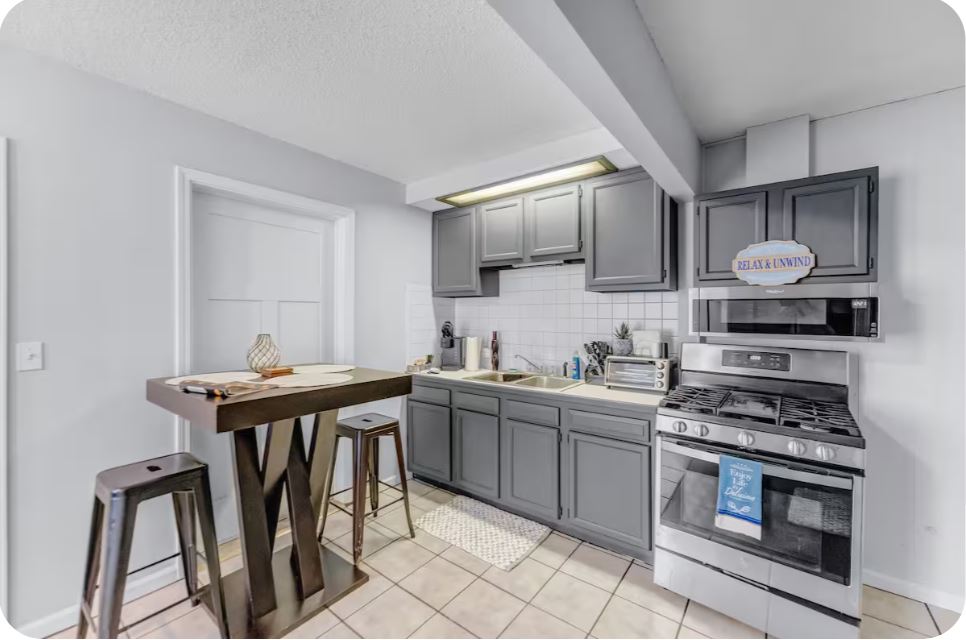 3786 Broadway St (Unit 5), photo 4 of 16