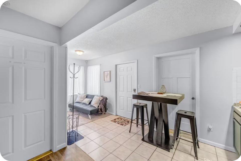 3786 Broadway St (Unit 5), photo 6 of 16