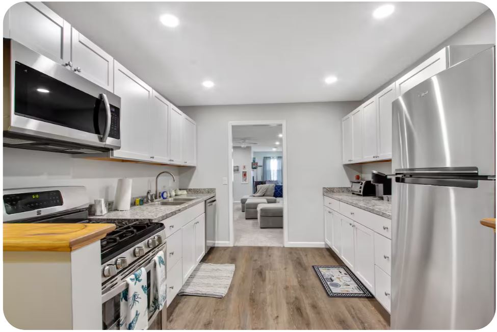 3786 Broadway St (Unit 4), photo 5 of 25
