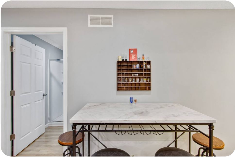 3786 Broadway St (Unit 4), photo 8 of 25