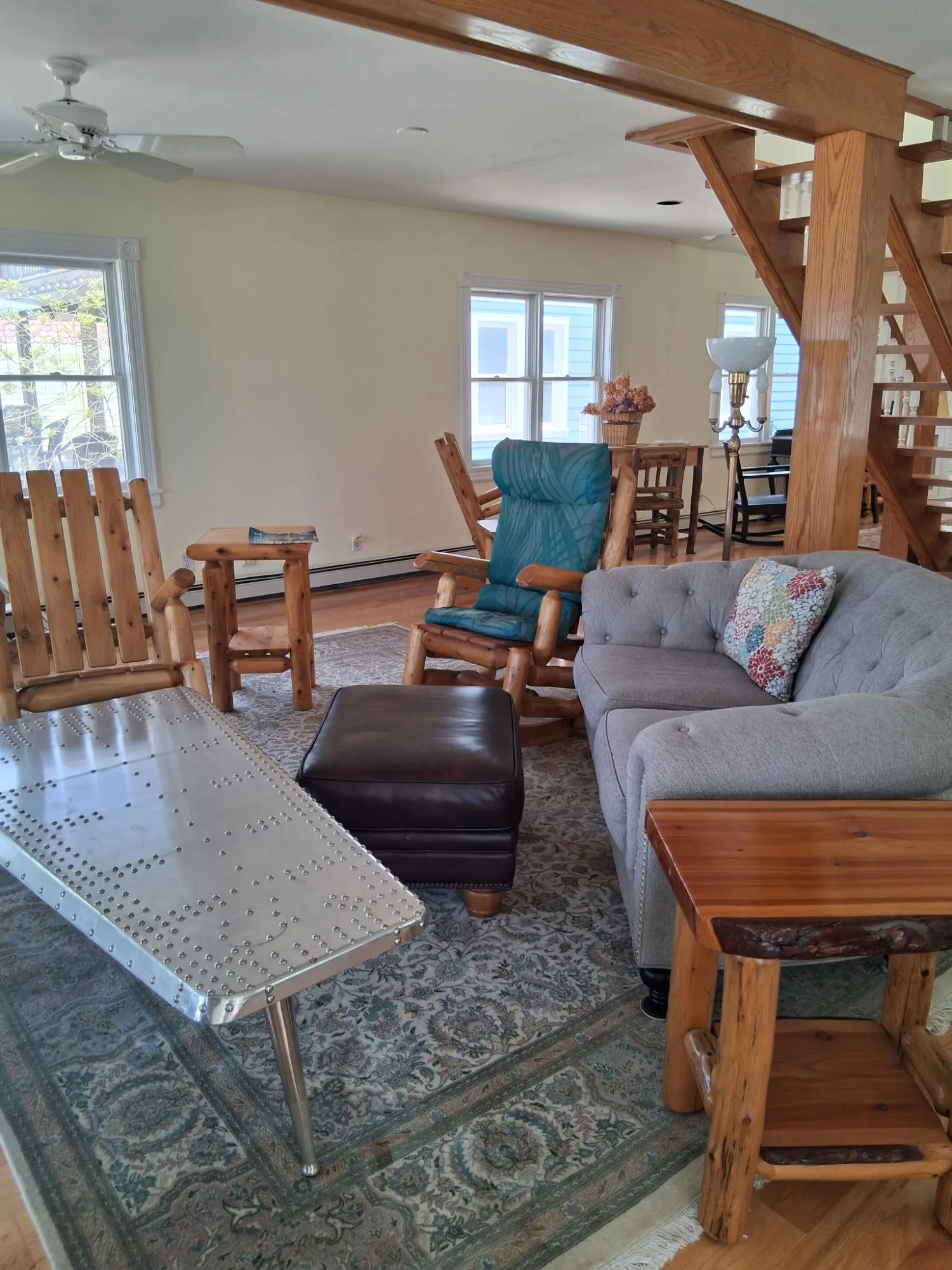 1062 Shady Lane Waterfront House 5 Bed 2.5 Bath, photo 8 of 13