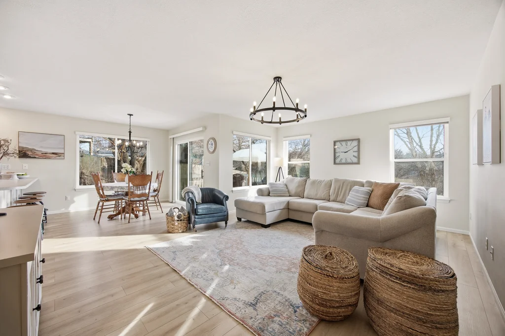 1485_Walker_Way (6 of 25)