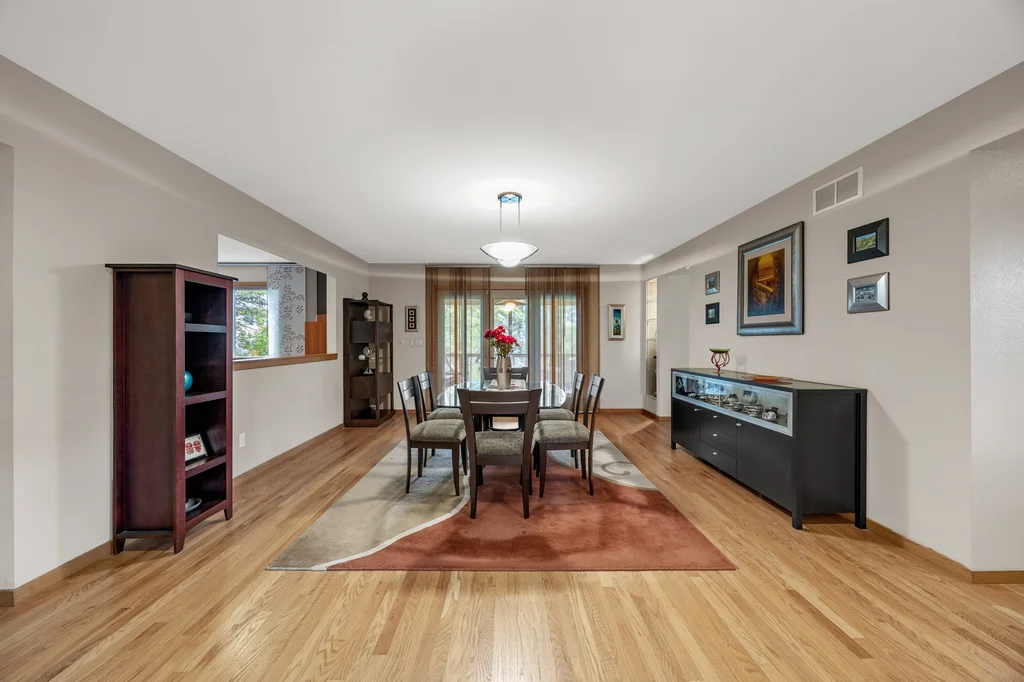 1902_Woodberry_Ct-10