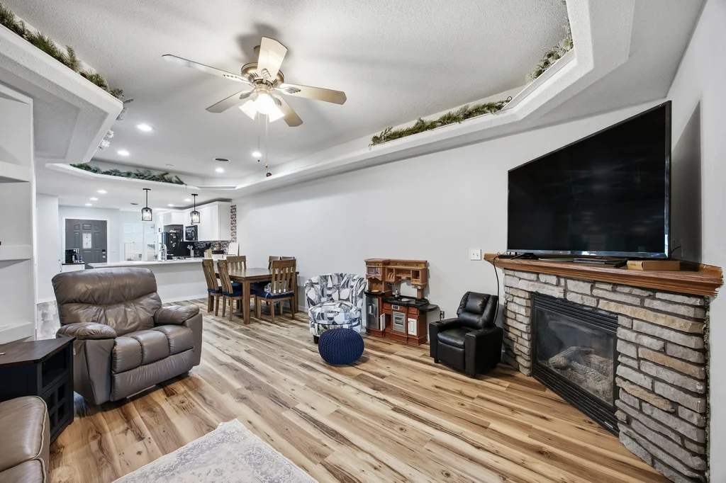 118_Bailey_Park_Rd-05