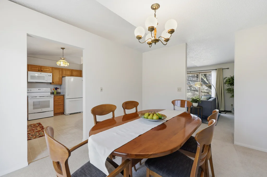 340_Raven_St (10 of 31)