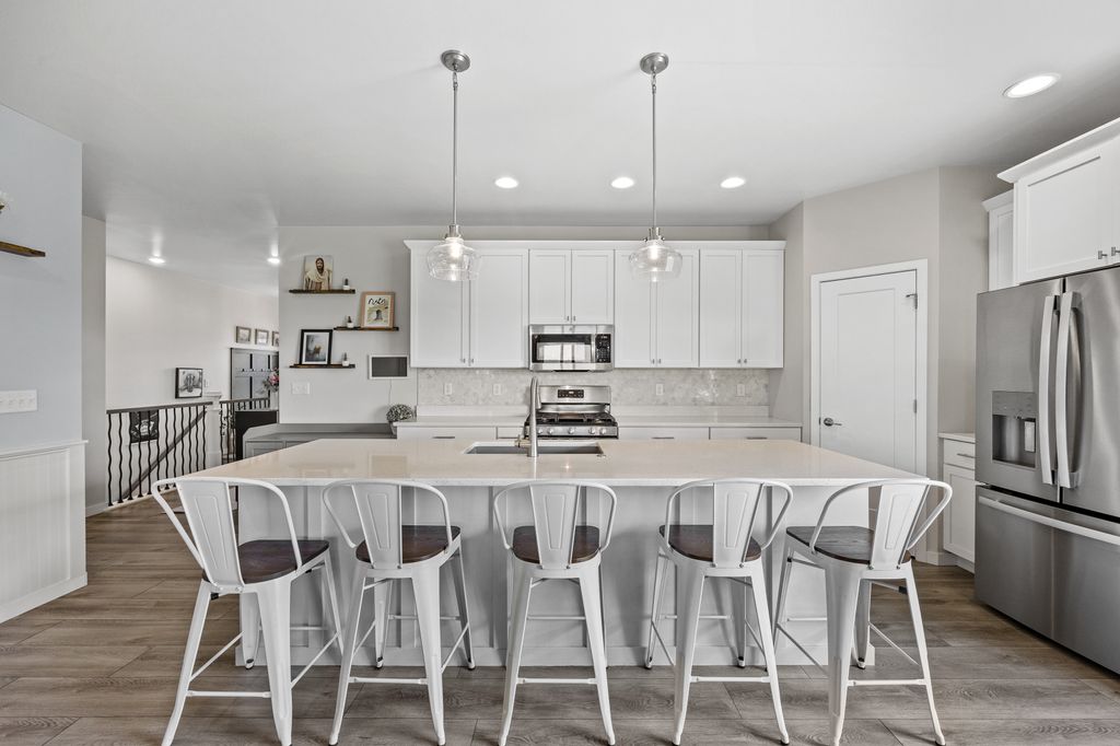 2205_Oak_Ter_Ave (7 of 35)