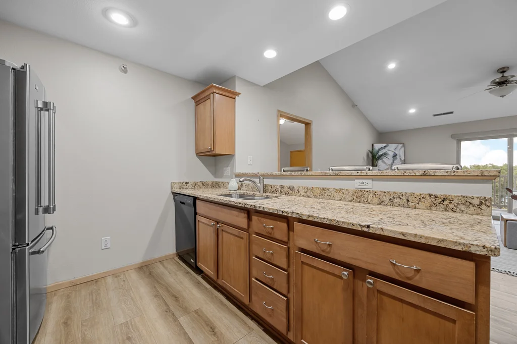 470_N_1st_303 (6 of 24)