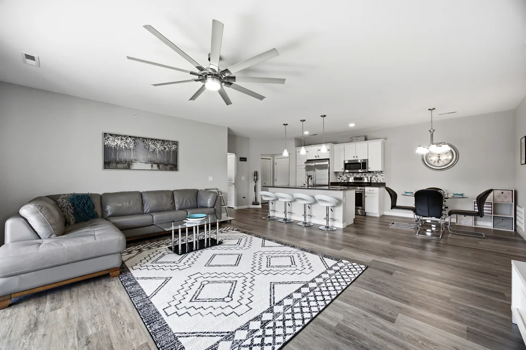 2180_Willenbrook_Cir-06