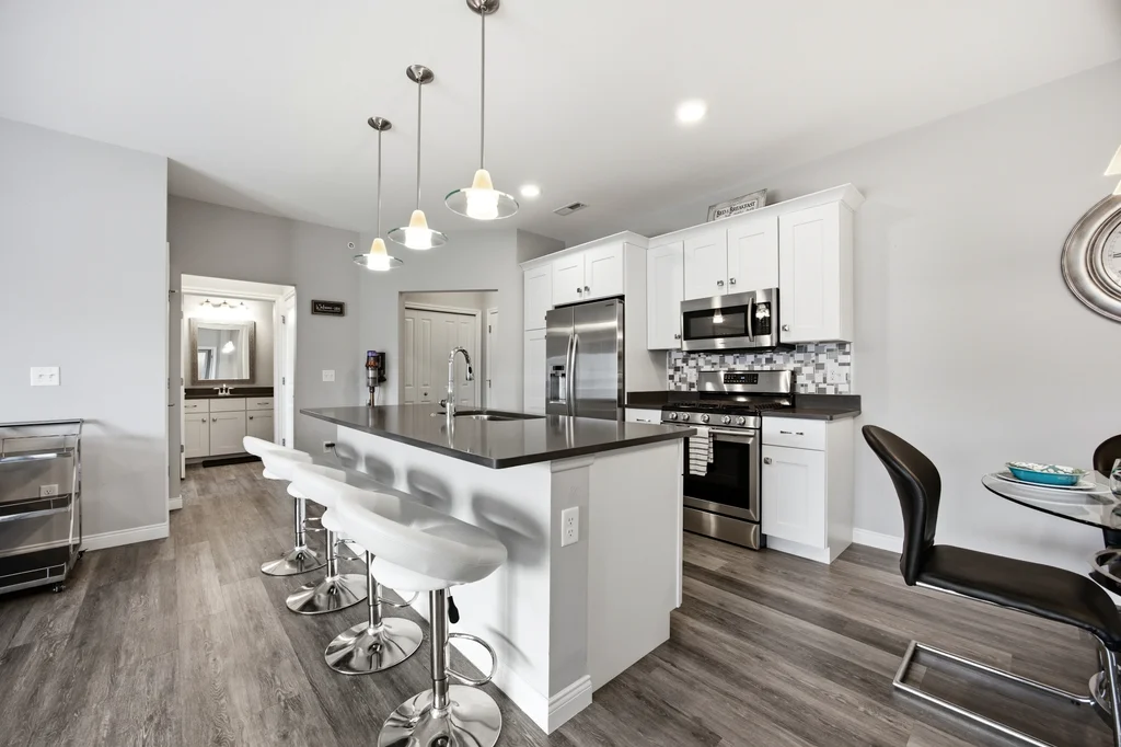 2180_Willenbrook_Cir-07