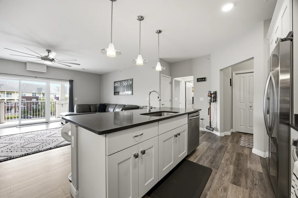 2180_Willenbrook_Cir-10