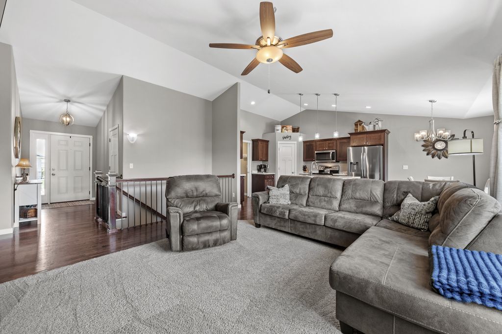 2777_Creekview_Trail-08