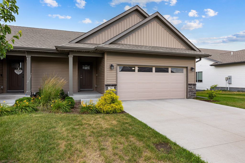 785_River_Bend_Ln (1 of 25)
