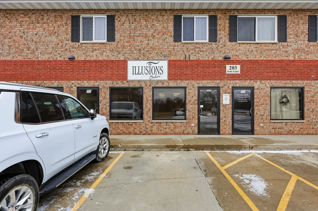 205_Scott_Ct (3 of 20)