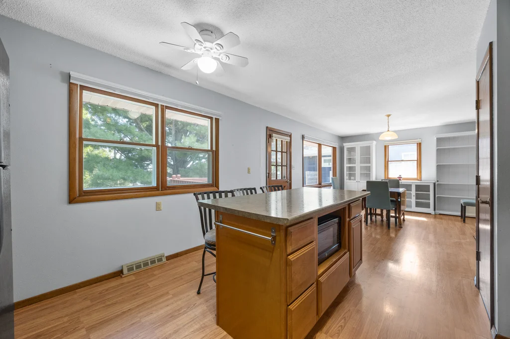 1716_Chestnut_Ln (10 of 41)